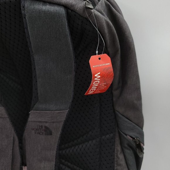 The North Face Aurora 19L Laptop Backpack Brand New "outdoor" - Picture 3 of 6